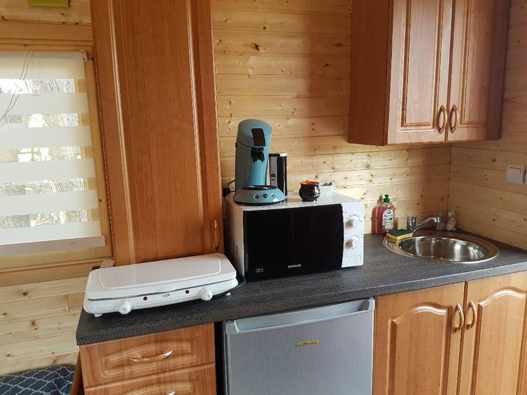 בית הארחה Abreschviller 	Tiny House Sam Suffit מראה חיצוני תמונה