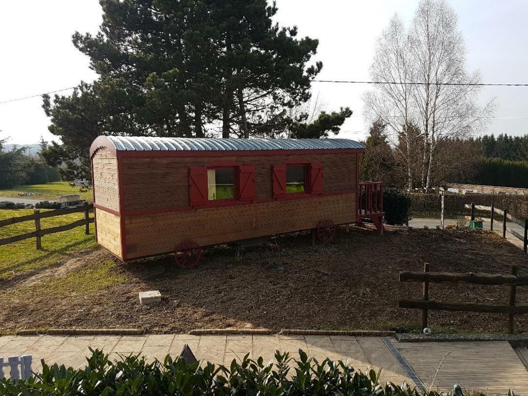 בית הארחה Abreschviller 	Tiny House Sam Suffit מראה חיצוני תמונה